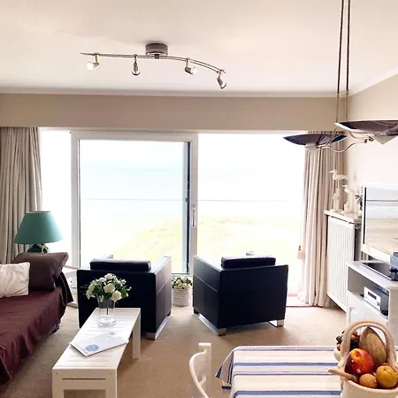 In Near The Beach, Cleaning Included * Nieuwpoort