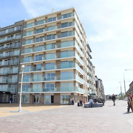 In Near The Beach, Cleaning Included Nieuwpoort